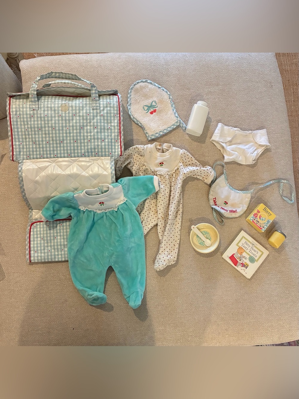 Bitty Baby Feeding and Diaper Set